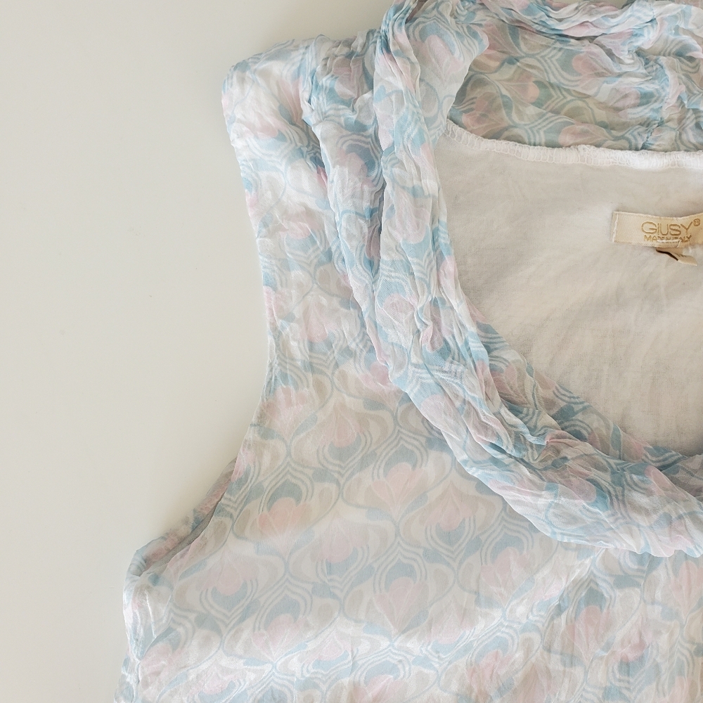 Giusy Silk Medium top Italy Sleeveless Blouse Light Pink Blue White Bubble Flowy